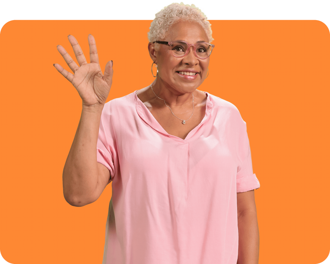 Pensionada sonriendo